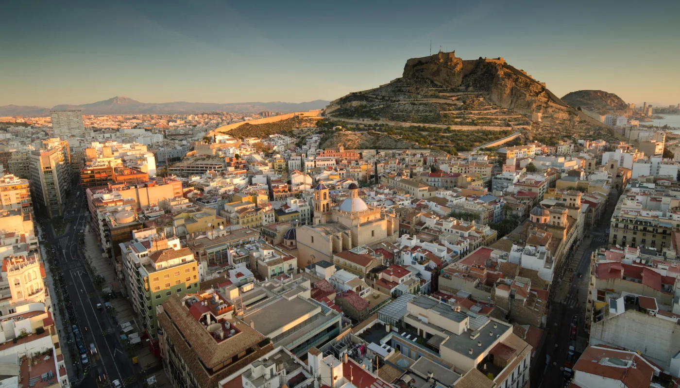  Living on the Costa Blanca: The Best Places and Costs