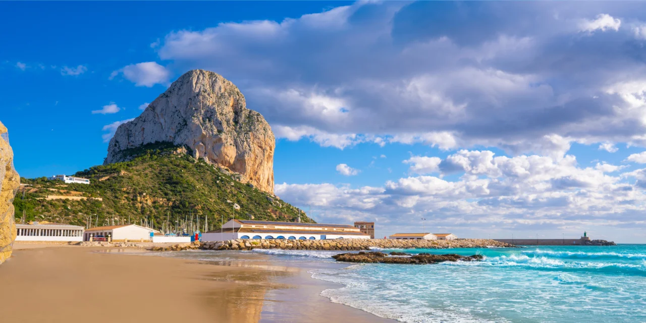 Arenal Beach in Calpe with Peñón de Ifach at the background